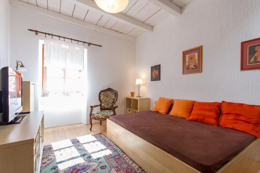 Apartment Vintage By Locap Group ピラン エクステリア 写真